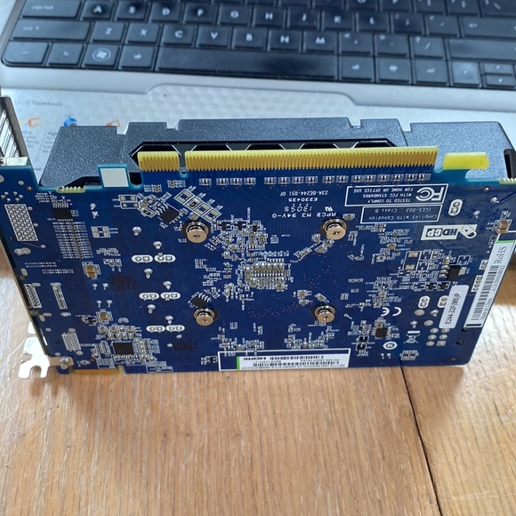 Sapphire HD 7770 GHZ  addition, cape, Verde graphics processor, 1024MB memory - Picture 3 of 6